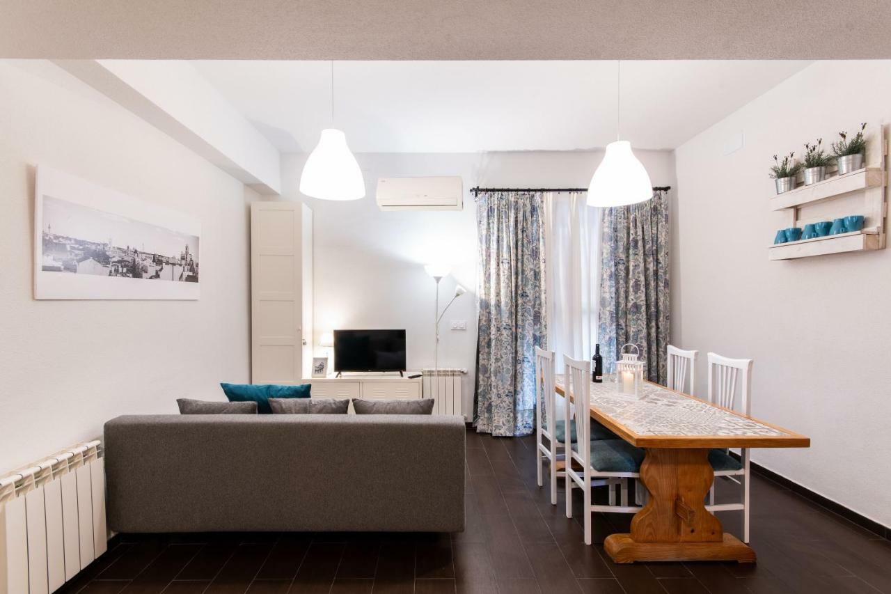 1 Habitacion Apartamento Temporada Lucero Madryt Zewnętrze zdjęcie